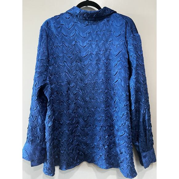 Maggie Barnes Blouse button down 1X 18/20 Crinkle Textured Blue festive casual - Picture 3 of 7